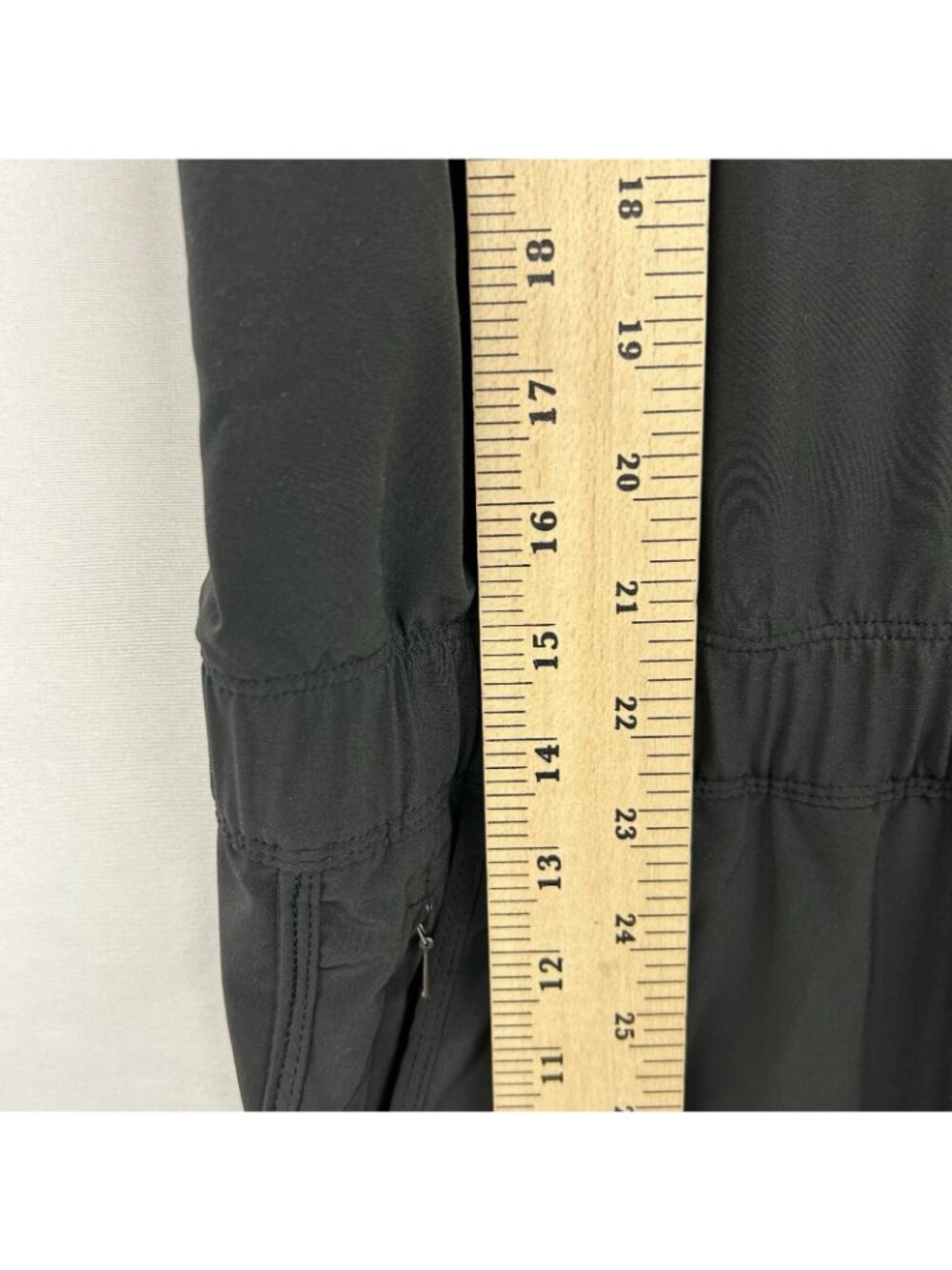 Patagonia Fleetwith Romper Jumpsuit Women’s XL Black Sleeveless Pockets Hiking - Picture 7 of 16